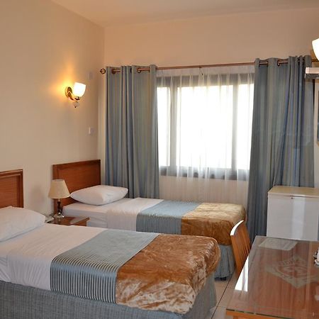 Tara Hotel Llc Дубай Номер фото
