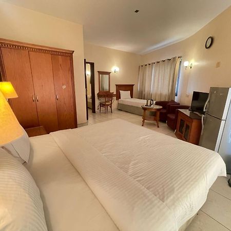 Tara Hotel Llc Дубай Экстерьер фото
