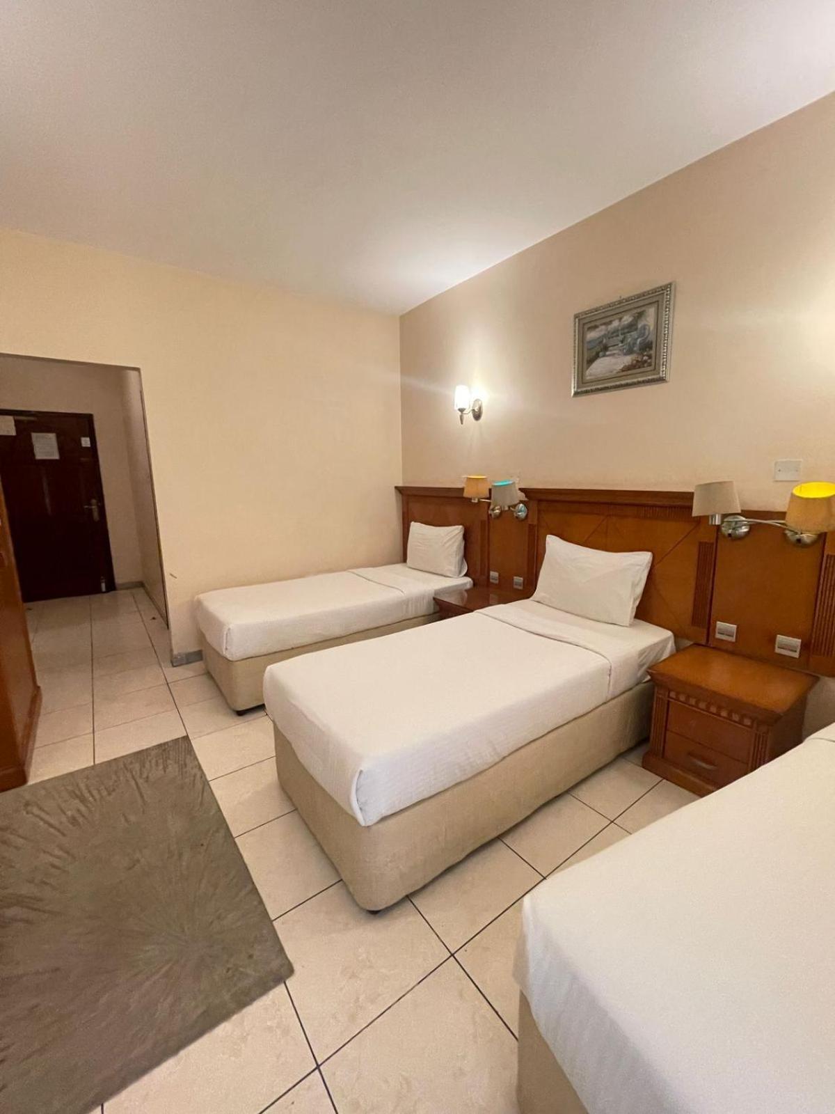 Tara Hotel Llc Дубай Экстерьер фото